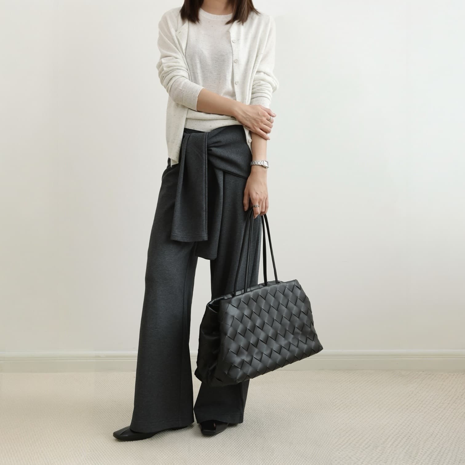 lv523 本革編み込みトートバッグ ブラック 通勤バッグ・A4対応 上品デザイン　ルビリア