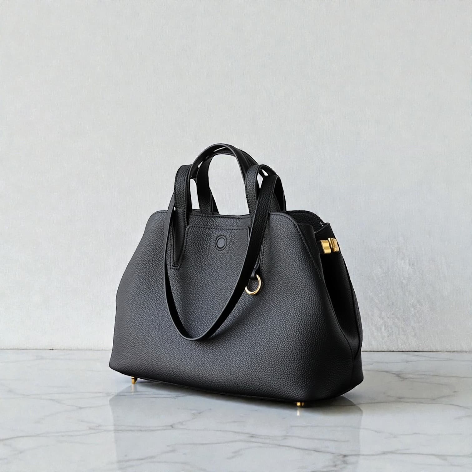 541 本革TFハンドルバッグ / Mサイズ　ブラック A4収納可 スマホポケット付き　ルビリア