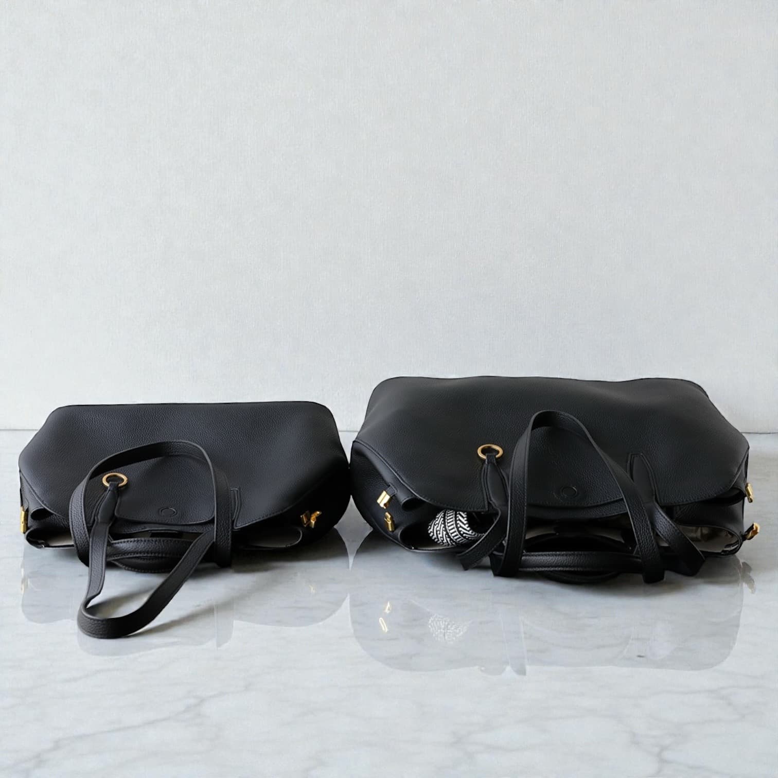 541 本革TFハンドルバッグ / M&Lサイズ　ブラック A4収納可 スマホポケット付き　ルビリア