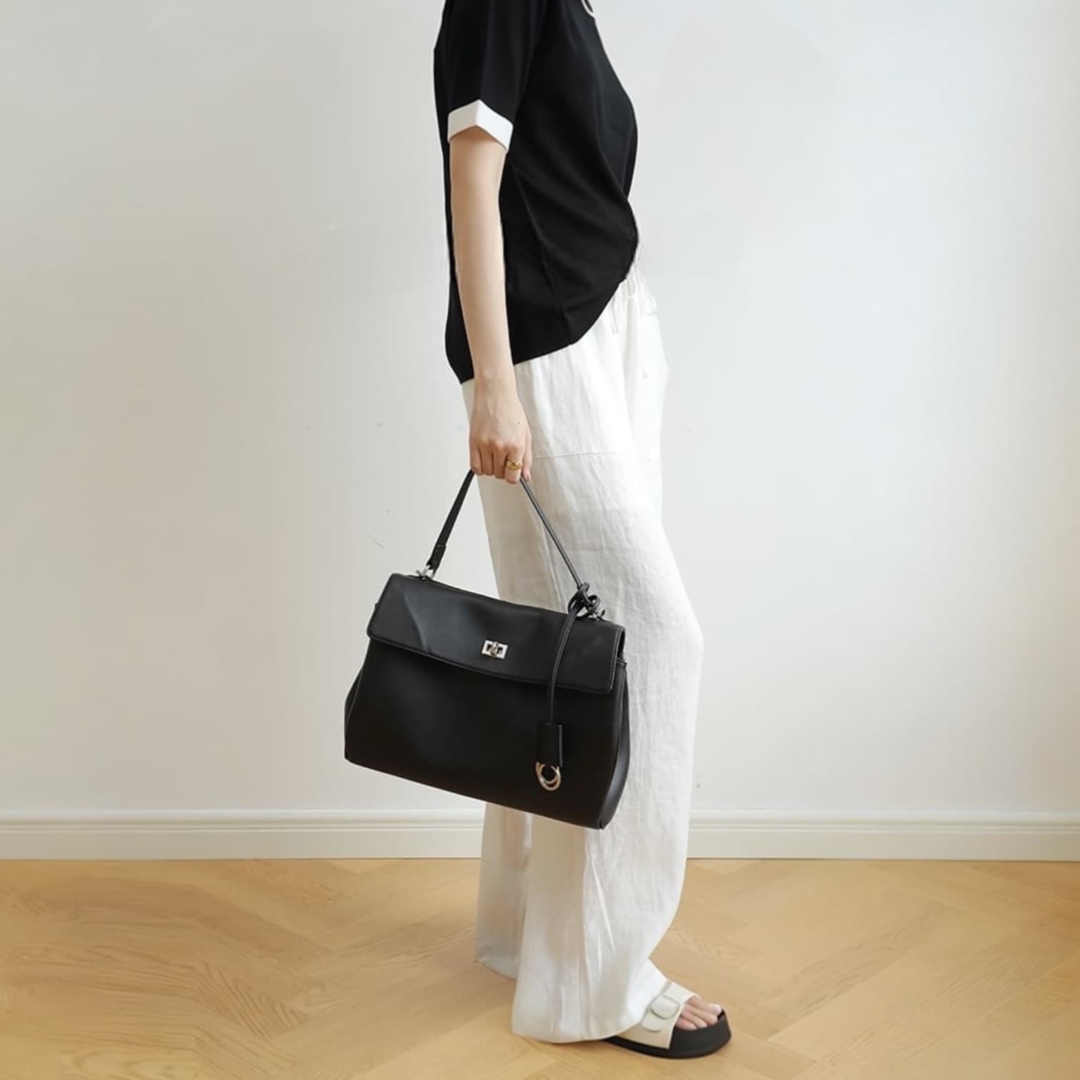 545 本革OHフラップバッグ / BLACK A4対応 2WAY 大人上品通勤バッグ　ルビリア