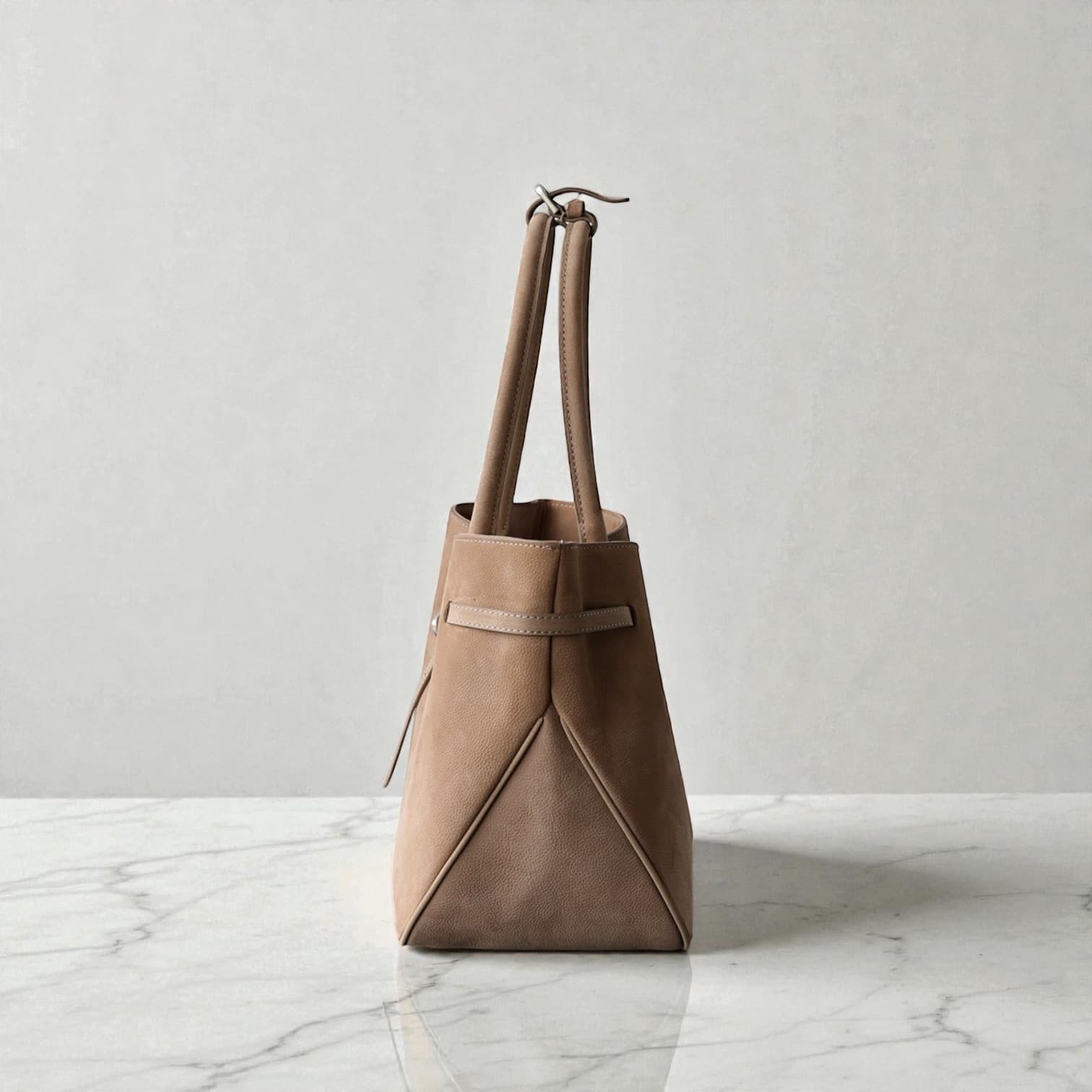 538 鹿革RBバッグ BEIGE｜A4収納・軽量0.5kg・上質ディアレザー　ルビリア