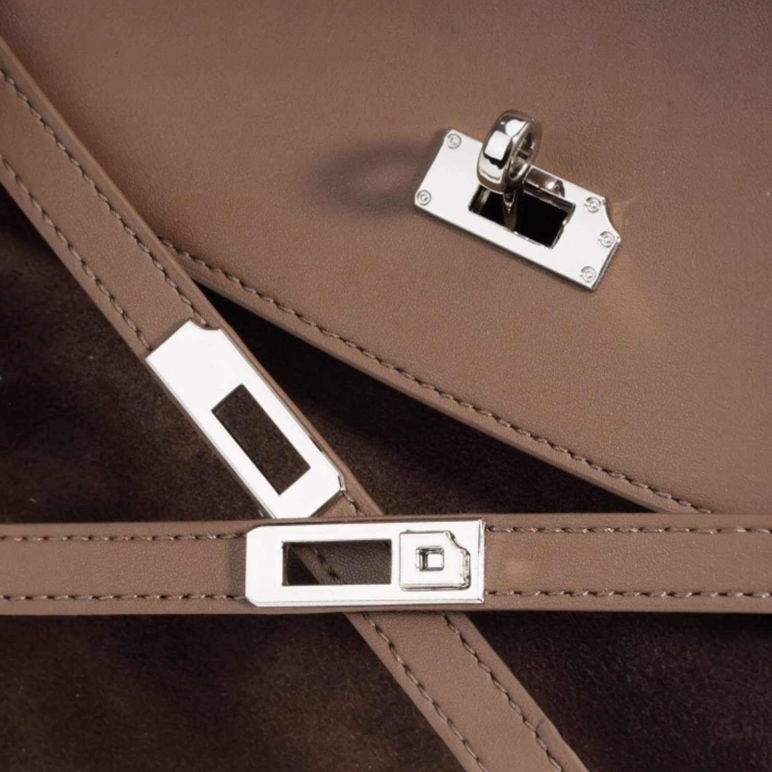 536 本革HBフラップ3WAYバッグ BROWN｜上品に背負える大人バックパック　ルビリア