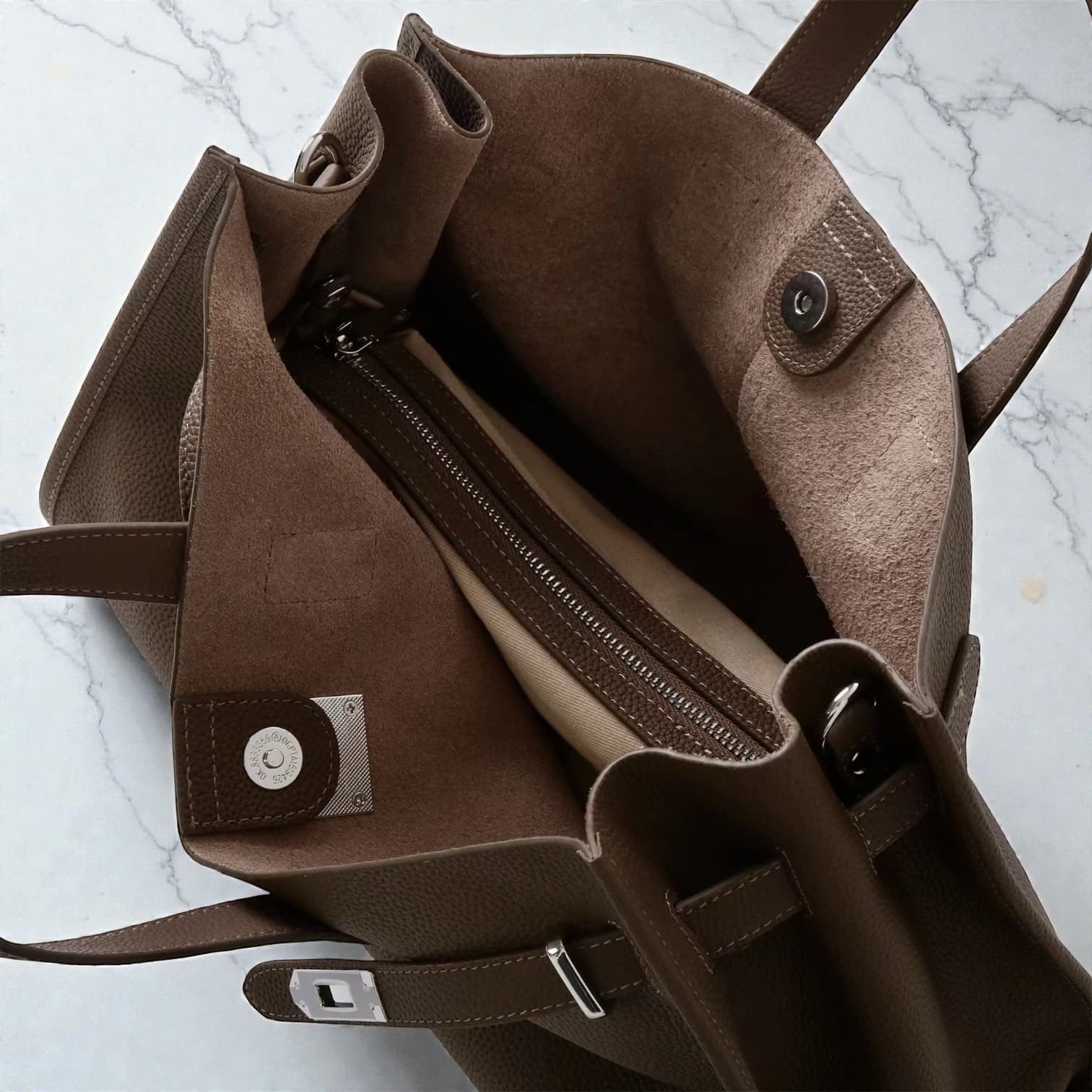 550 本革FBラージバッグ エトープ｜A4・PC対応の上質レザー通勤バッグ　ルビリア