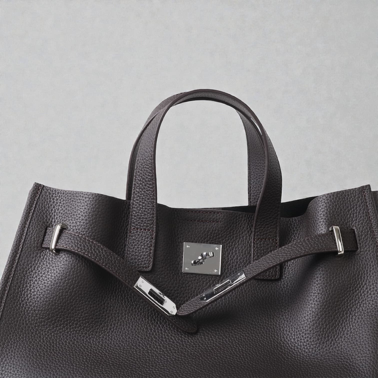 550 本革FBラージバッグ チャコール｜A4・PC対応の上質レザー通勤バッグ　ルビリア