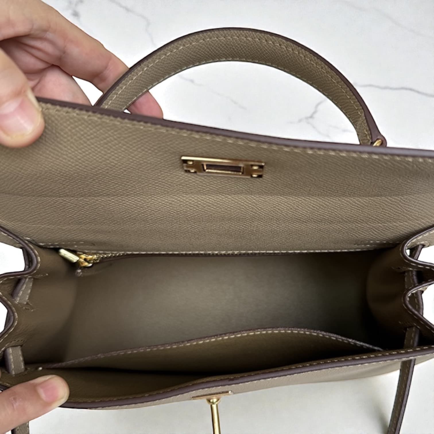 562本革FBフラップバッグ D.GRAY｜軽量0.5kgの上品セレモニーバッグ　卒園式・卒業式・入園式・入学式にもぴったり　ルビリア