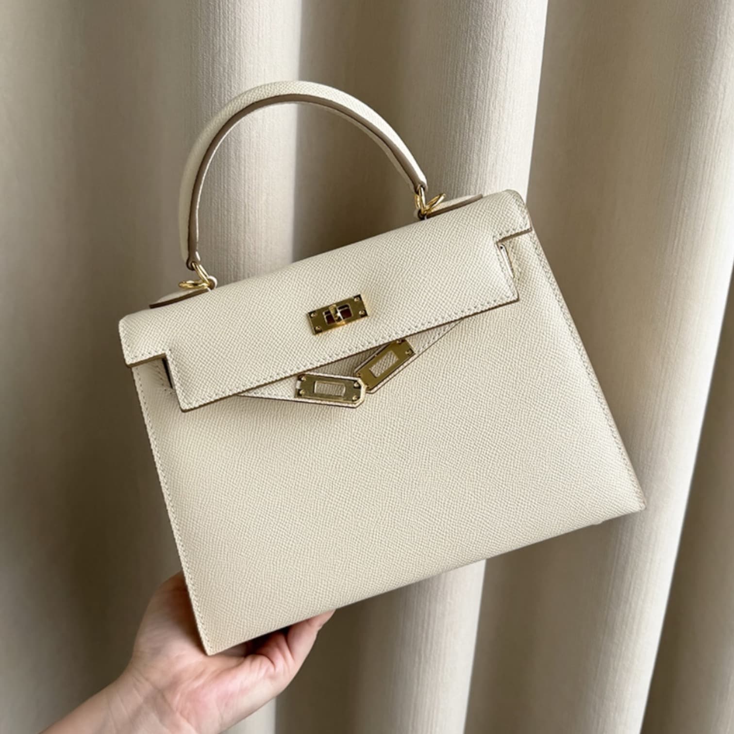 562本革FBフラップバッグ WHITE｜軽量0.5kgの上品セレモニーバッグ　卒園式・卒業式・入園式・入学式にもぴったり　ルビリア