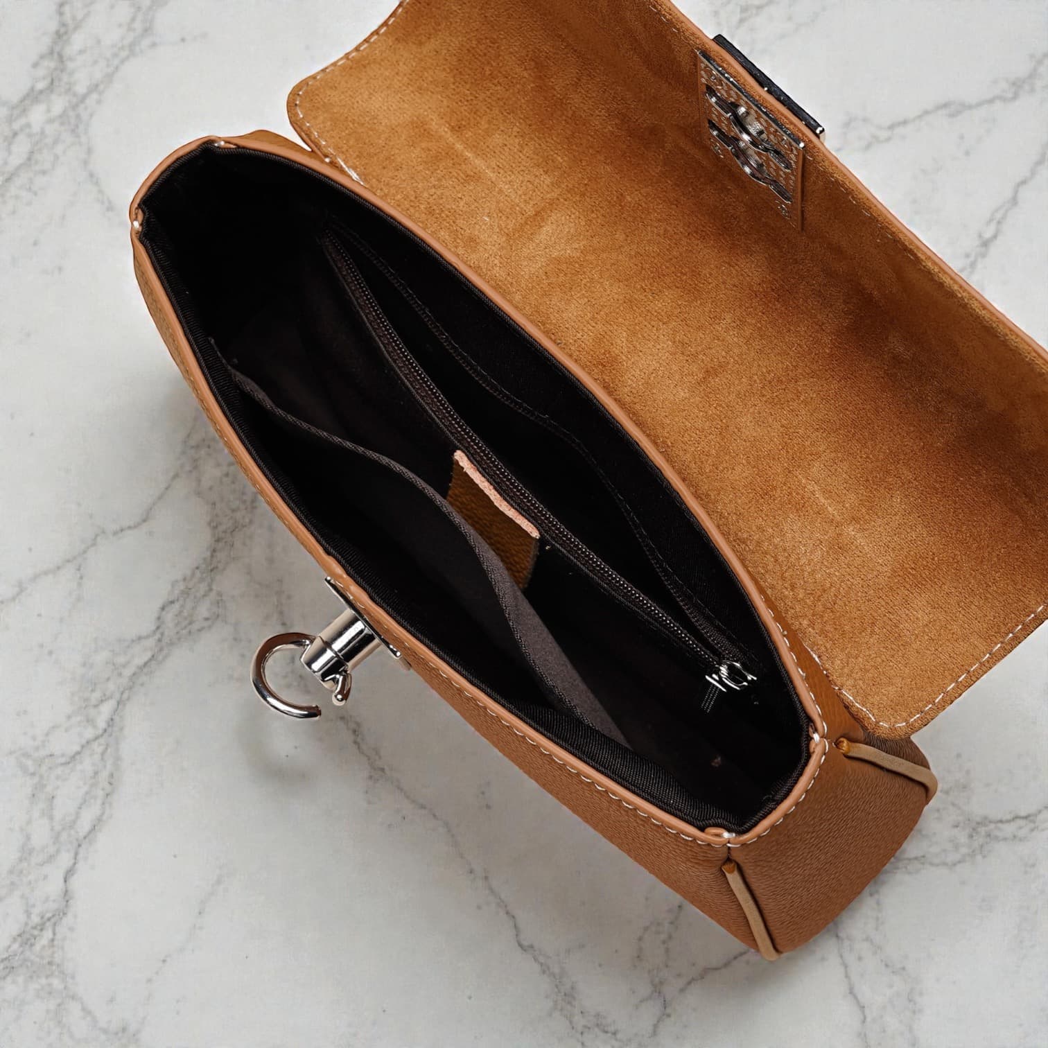 574 本革TOPハンドルフラップバッグ BROWN｜セレモニーにも使える上品2WAY ルビリア
