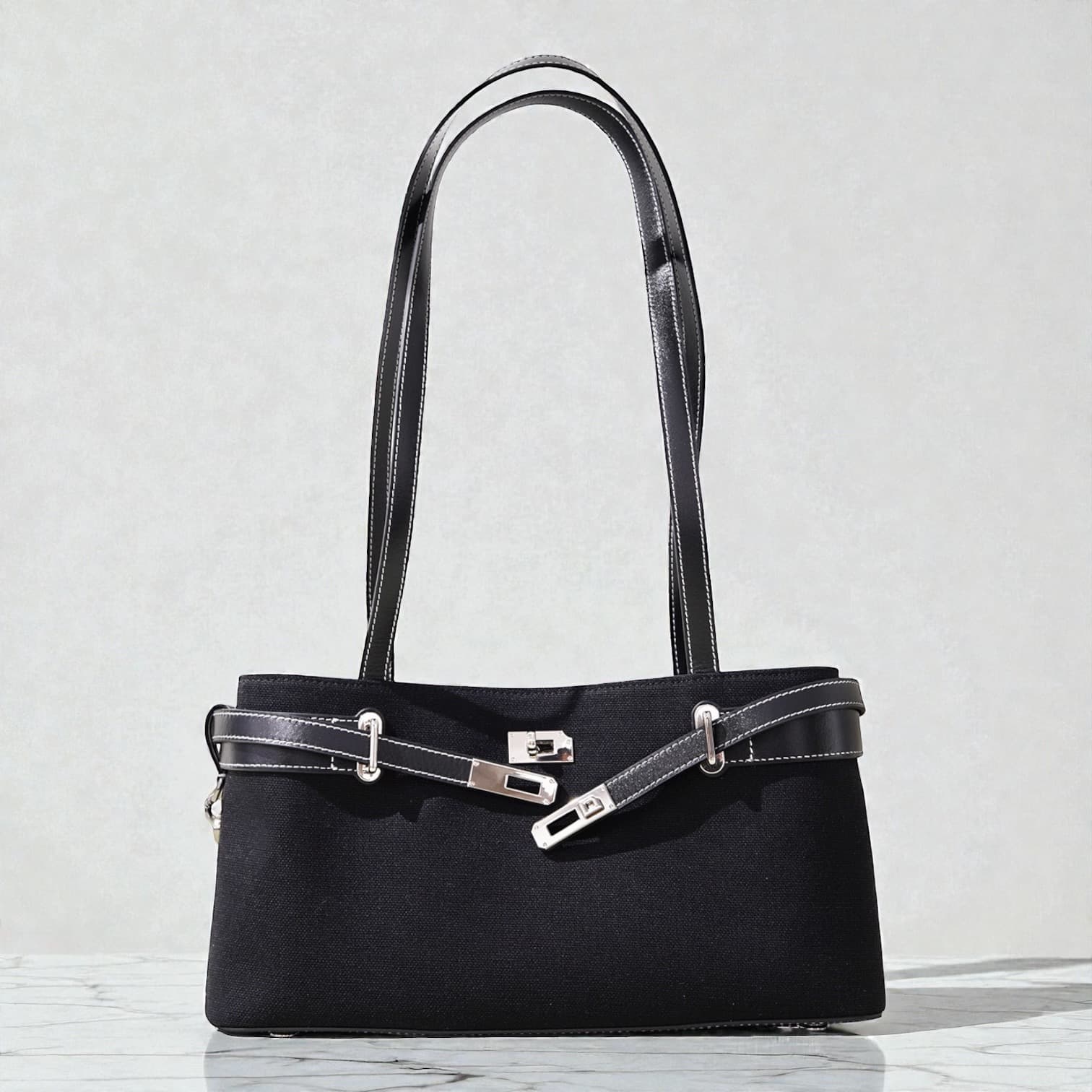 567 HB本革ハンドルFBバッグ BLACK｜キャンバス×牛革で上品にきちんと見え　ルビリア