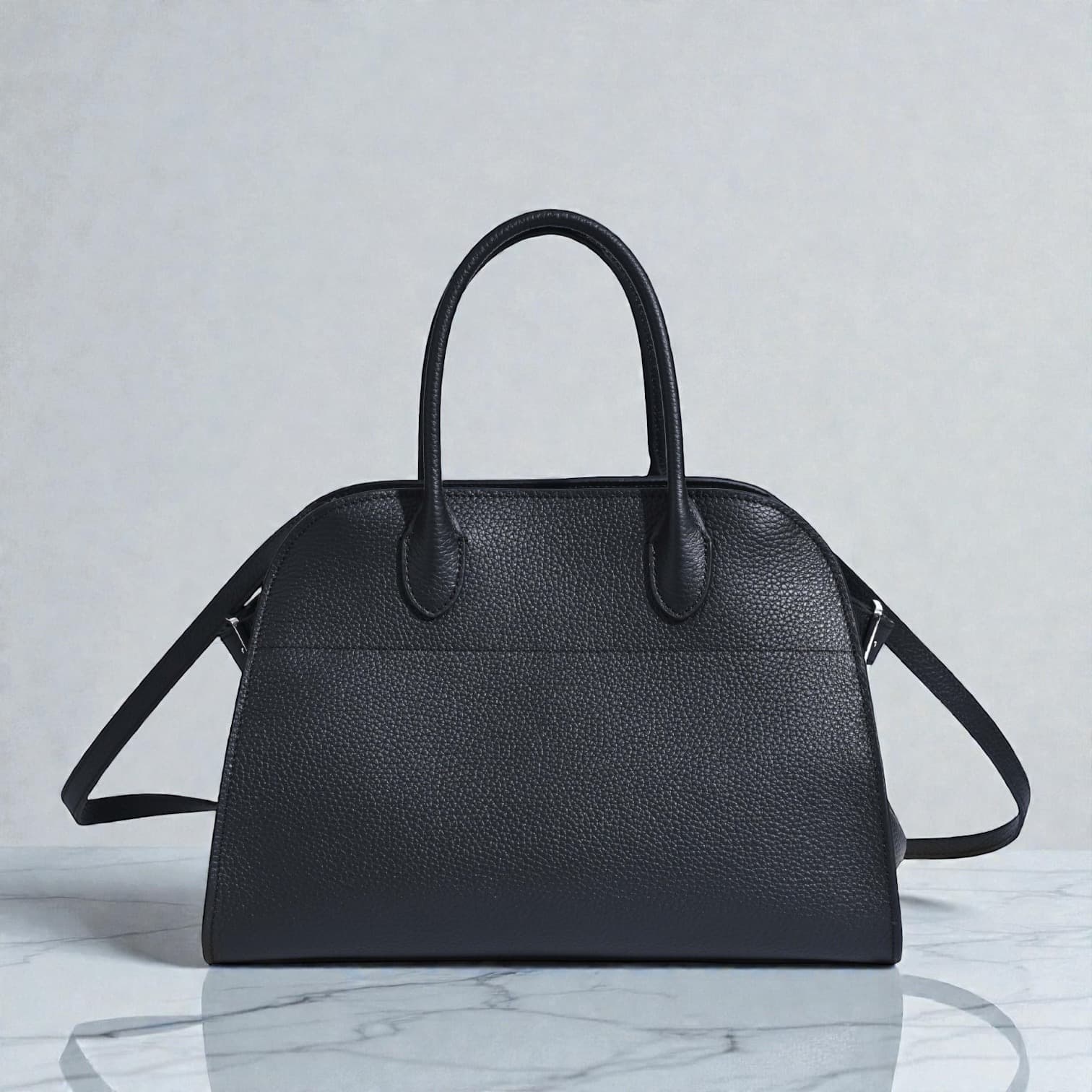 581 本革トラぺゾイドバッグ BLACK｜きちんと見え大容量2WAY ルビリア