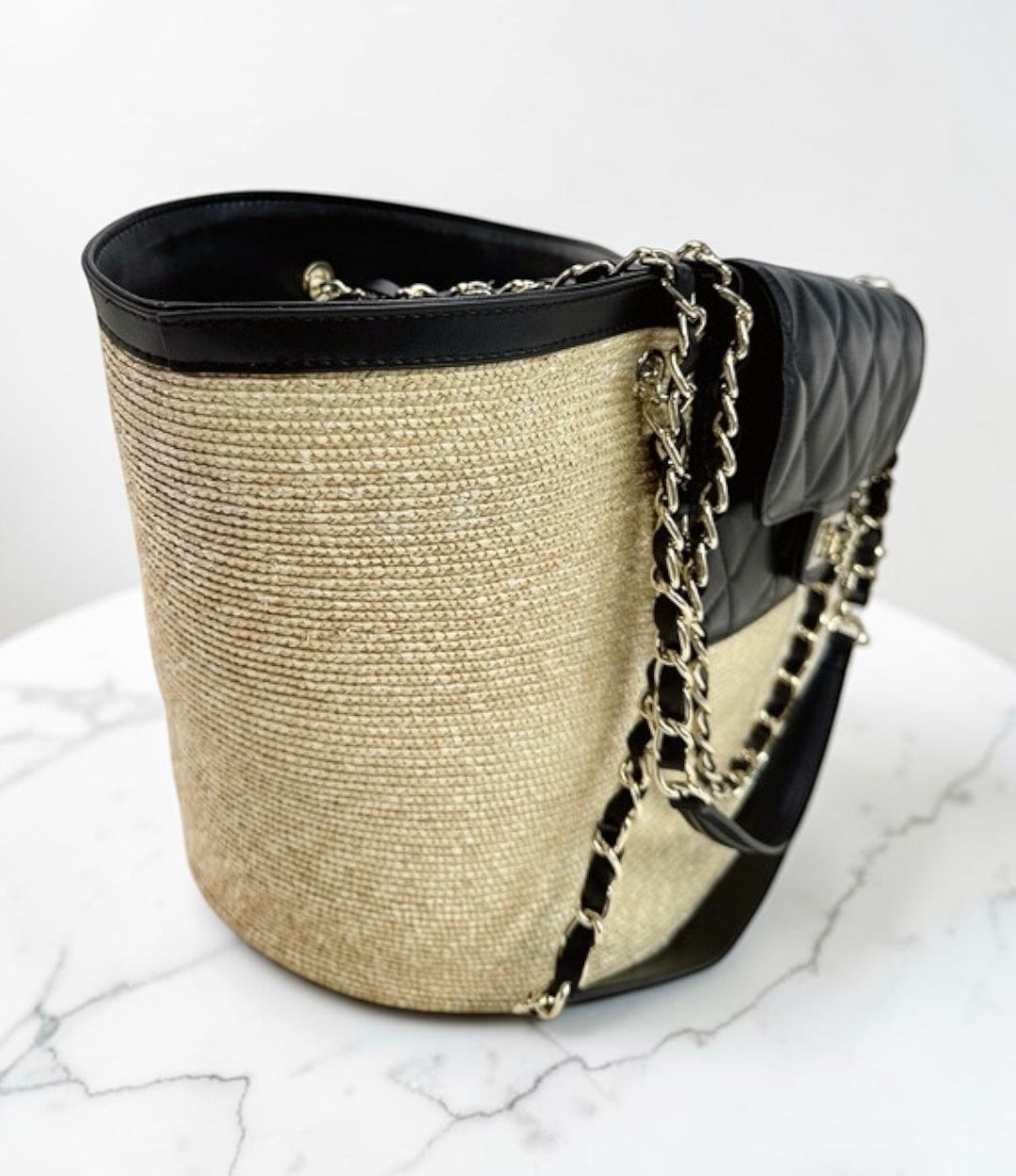 lv593 羊革HBチェーンカゴバッグ/ブラック/上質×きちんと見えする上品夏バッグ　ルビリア