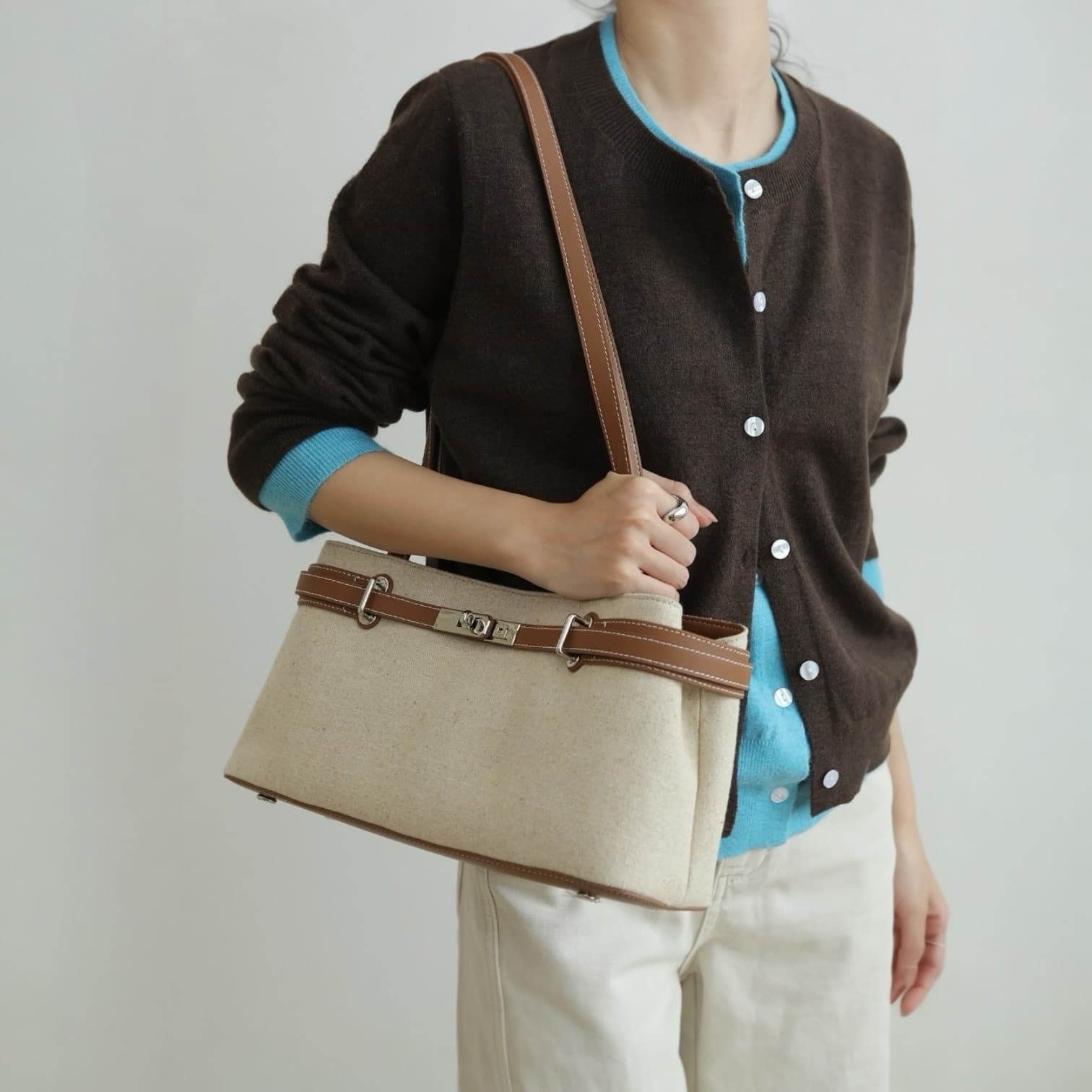 567 HB牛革ベルトバッグ