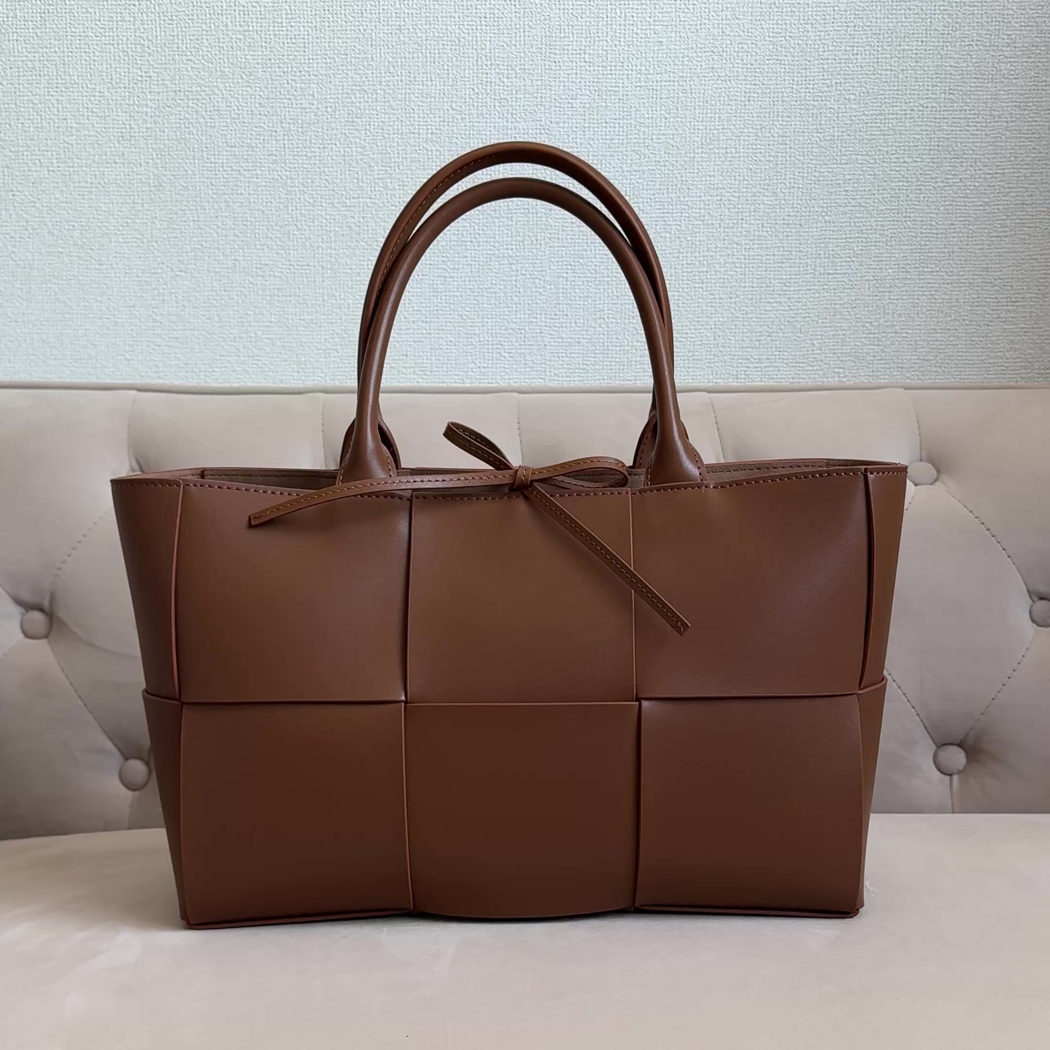 227 本革編み込みバッグ Lサイズ ブラウン / A4対応で通勤からお出かけまで毎日上品に